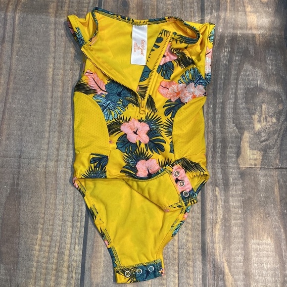Cat and Jack Baby girl swim suit size 18 months Hawaiian Print - Picture 3 of 4